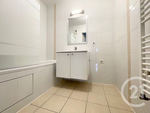 Appartement F4 à vendre - 4 pièces - 96.8 m2 - CHAMPIGNEULLES - 54 - LORRAINE - Century 21 Les Portes D'Or