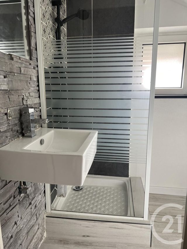 Appartement F1 bis à vendre - 2 pièces - 31.5 m2 - NANCY - 54 - LORRAINE - Century 21 Les Portes D'Or