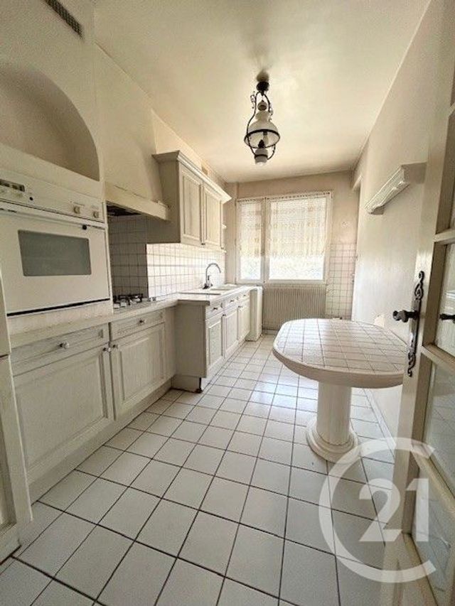 Appartement F3 à vendre - 3 pièces - 63.17 m2 - ESSEY LES NANCY - 54 - LORRAINE - Century 21 Les Portes D'Or