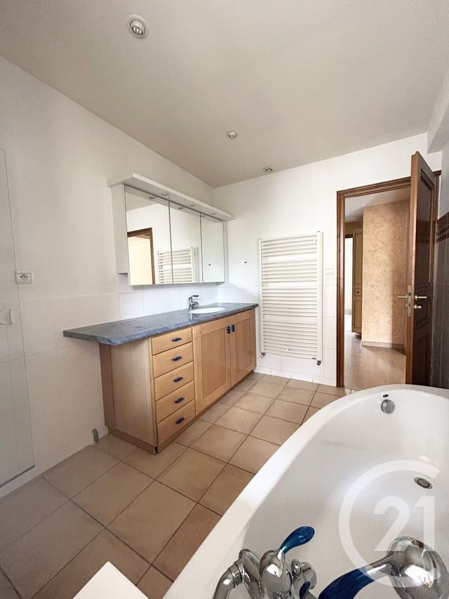 Appartement à vendre - 3 pièces - 72.0 m2 - NANCY - 54 - LORRAINE - Century 21 Les Portes D'Or
