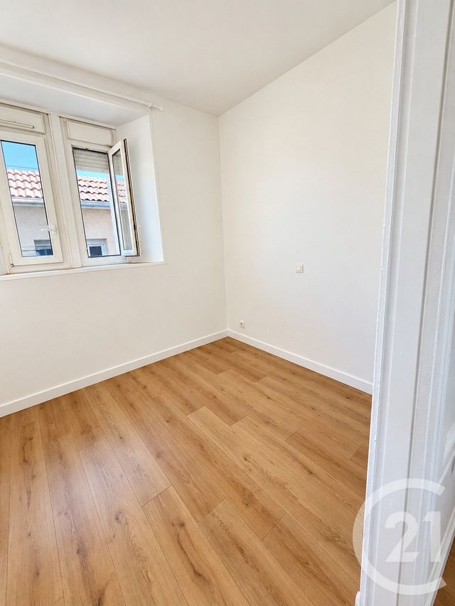 Appartement Studio à vendre - 1 pièce - 18.11 m2 - TOUL - 54 - LORRAINE - Century 21 Les Portes D'Or