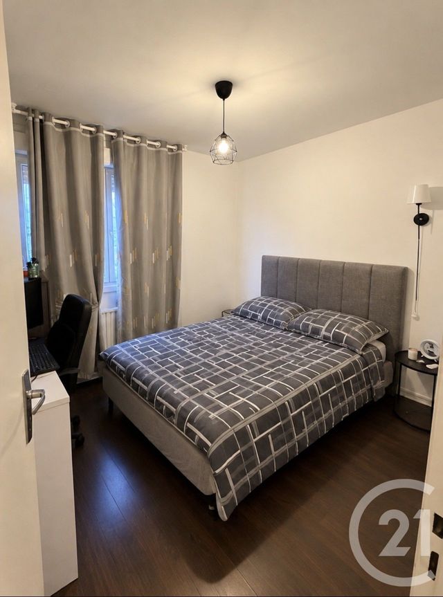 Appartement F4 à vendre - 4 pièces - 62.7 m2 - VANDOEUVRE LES NANCY - 54 - LORRAINE - Century 21 Les Portes D'Or